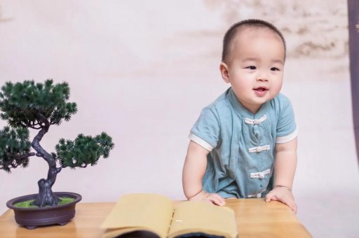 高平孕妇显怀是几个月